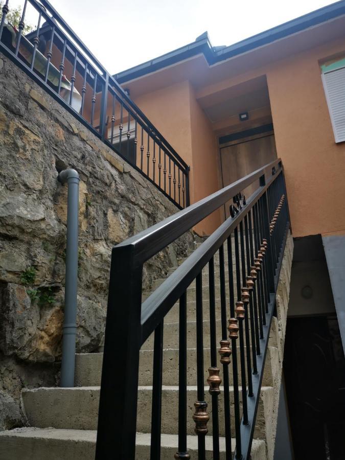 Apartman And Rooms Dream House Mostar Extérieur photo